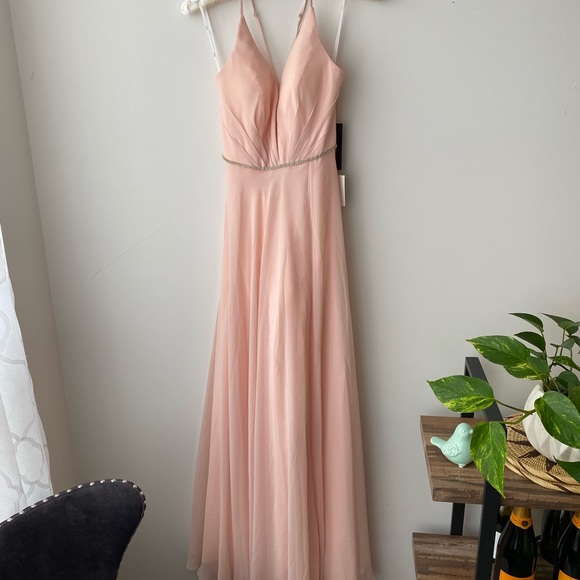 Prom dress - Picture 3 of 5